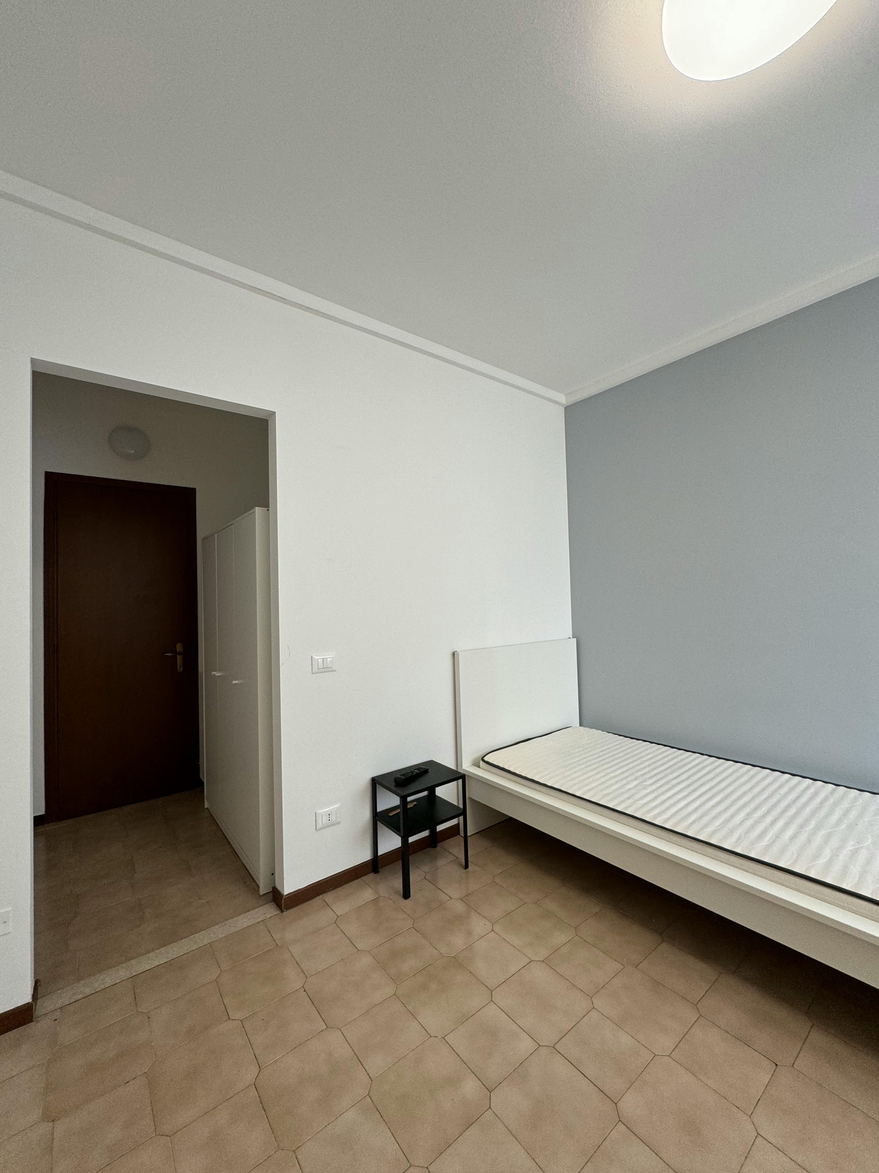 Single room Verona, 1 bed, 11m² — photo 8