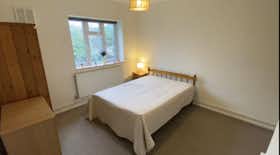 Privé kamer te huur voor £ 1.168 per maand in London, Lochinvar Street