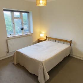 私人房间 正在以 £1,171 的月租出租，其位于 London, Lochinvar Street