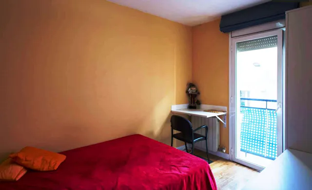 Private room in Carrer del Perelló, Barcelona (1458411) room image 1