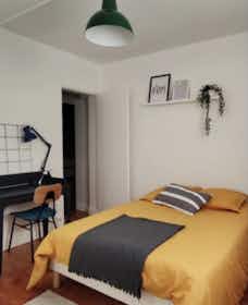 Private room for rent for €390 per month in Le Mans, Rue de l'Ormeau