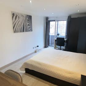 Private room for rent for £1,400 per month in London, Cromwell Road