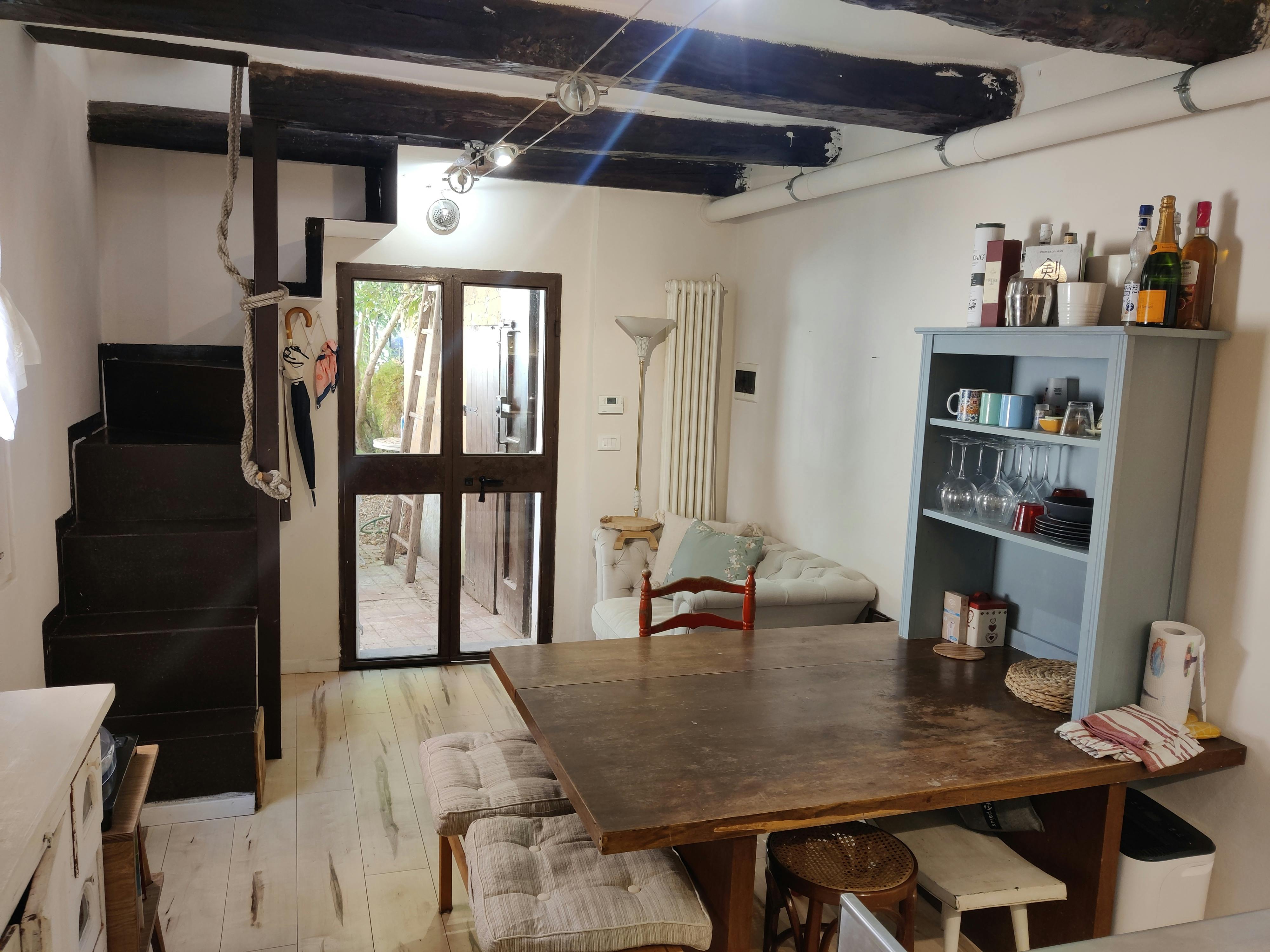 Apartment for rent for €1,150 per month in Bologna, Via Bellombra