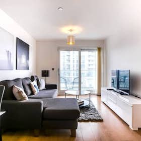 Appartement à louer pour 3 001 £GB/mois à London, Barge Lane