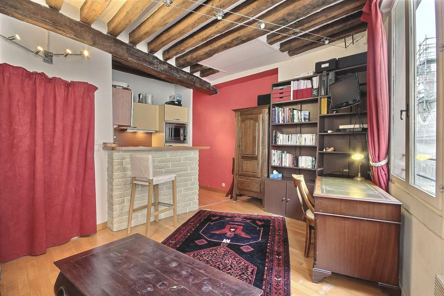 Rue Jean-Jacques Rousseau, Paris preview