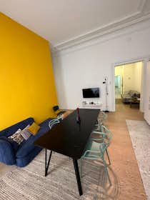 Lägenhet att hyra för 1 500 € i månaden i Gent, Boeksteeg