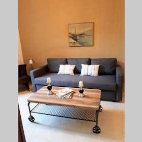 Appartement te huur voor € 900 per maand in Náfplio, Fotomara