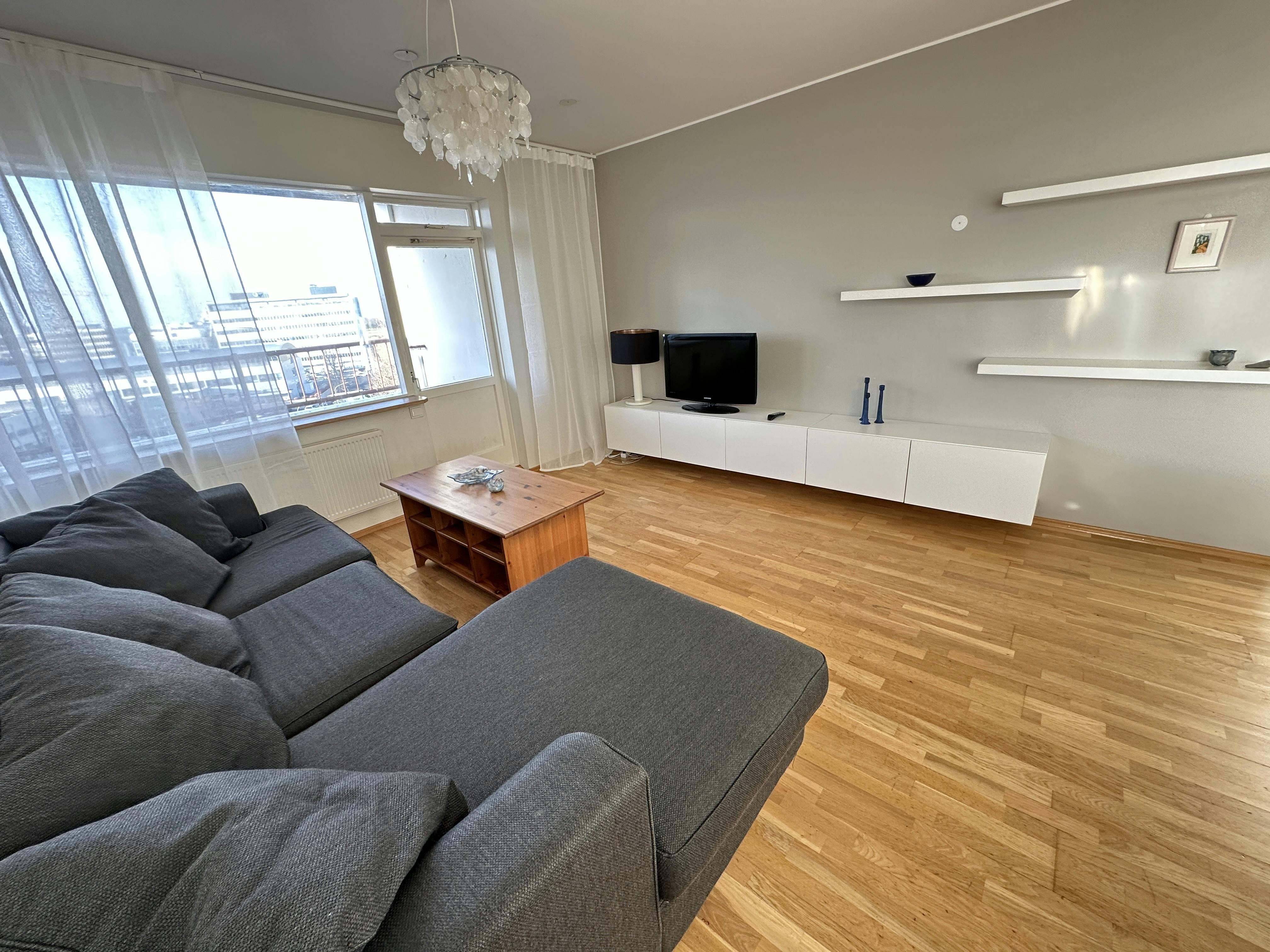Wohnung zu mieten für 393.433 ISK pro Monat in Reykjavík, Ljósheimar