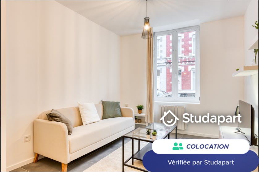 Private room for rent on Rue Calmette, Loos