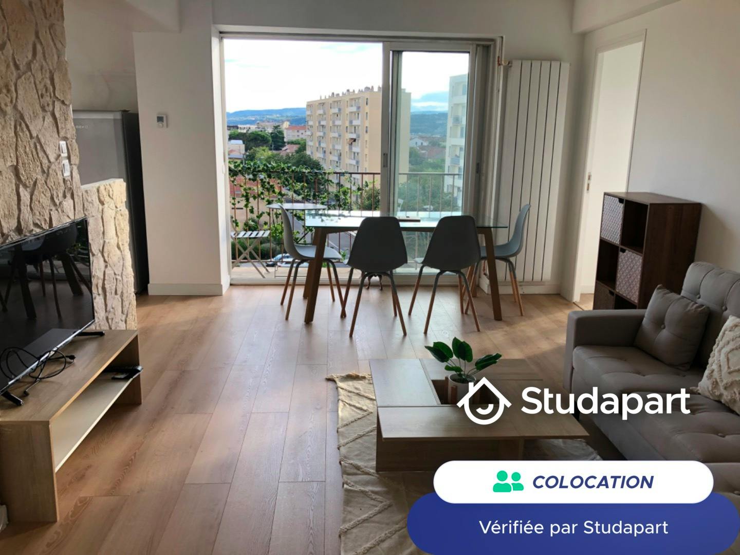 Chambre privée à louer pour 400 €/mois à Valence, Rue Sully
