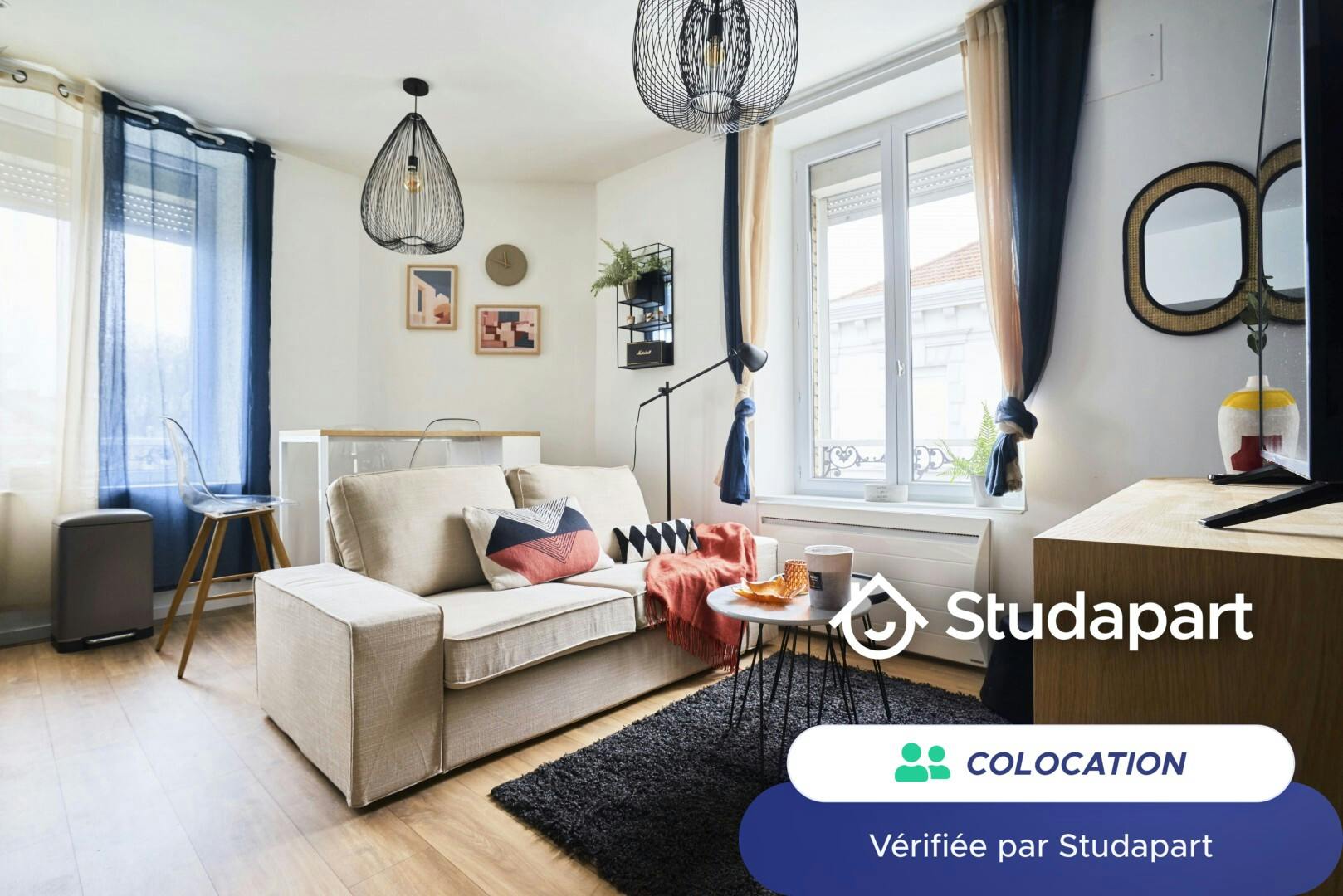 Private room for rent for €475 per month in Reims, Rue Vernouillet