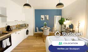 Private room for rent for €430 per month in Rouen, Rue Henri Martin