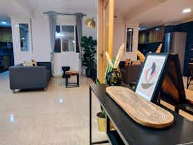 Приватна кімната за оренду для 550 EUR на місяць у Alicante, Calle la Fuente