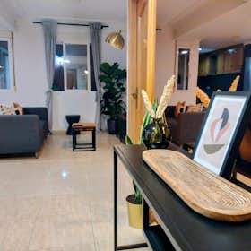 Privé kamer te huur voor € 550 per maand in Alicante, Calle la Fuente