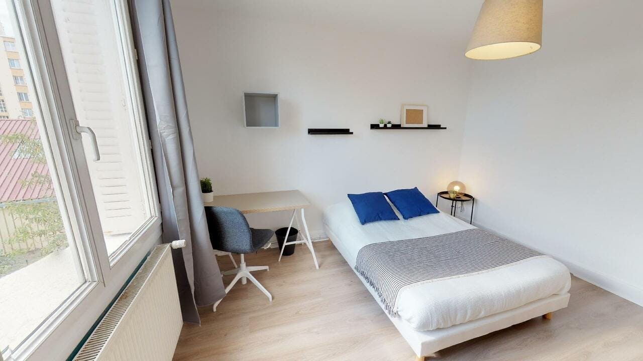 Apartment Villeurbanne, 1 bed, 14m² — photo 10
