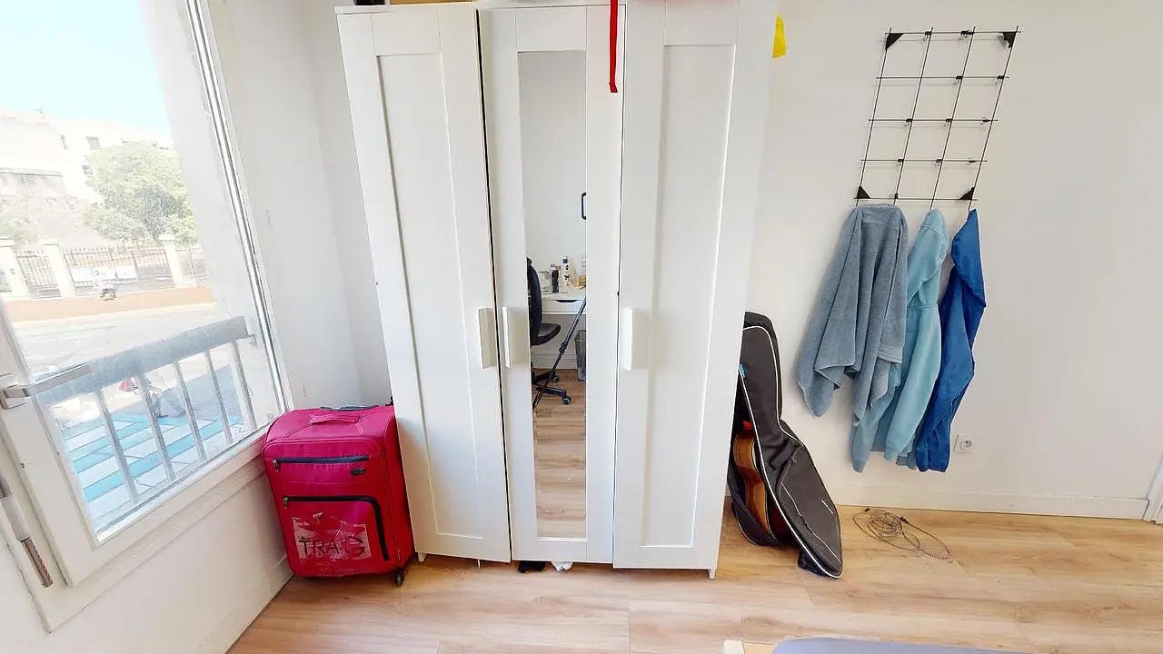 Отдельная комната сдается в аренду за 424 € в месяц в Toulon, Rue des Remparts