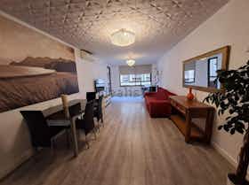 Отдельная комната сдается в аренду за 750 € в месяц в Palma, Carrer Josep Darder Metge