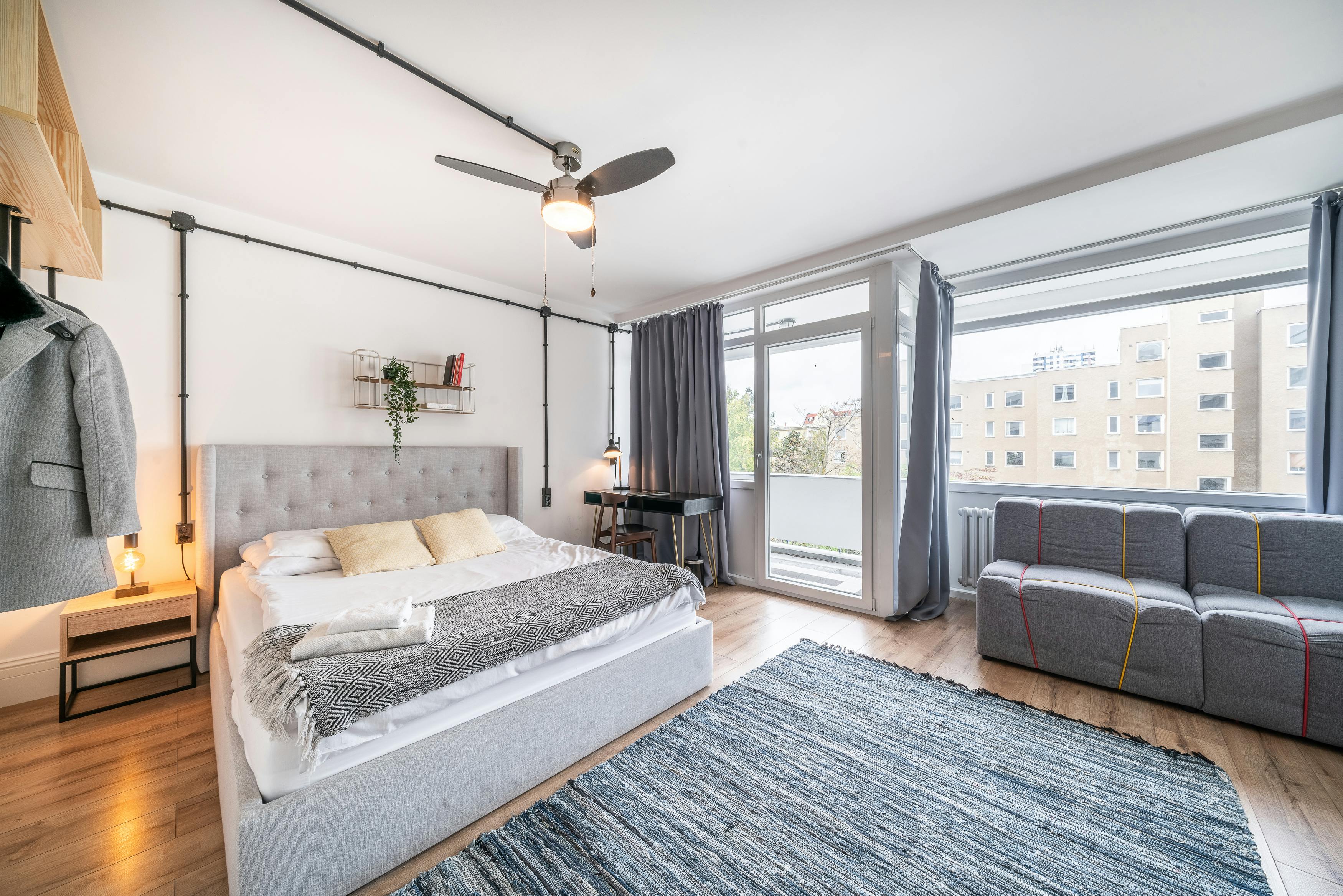 Lägenhet att hyra för 1 750 € i månaden i Berlin, Leibnizstraße