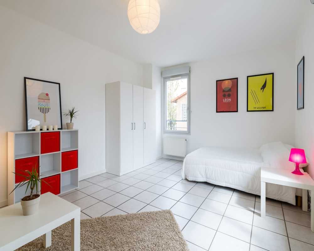 Avenue Debourg, Lyon preview