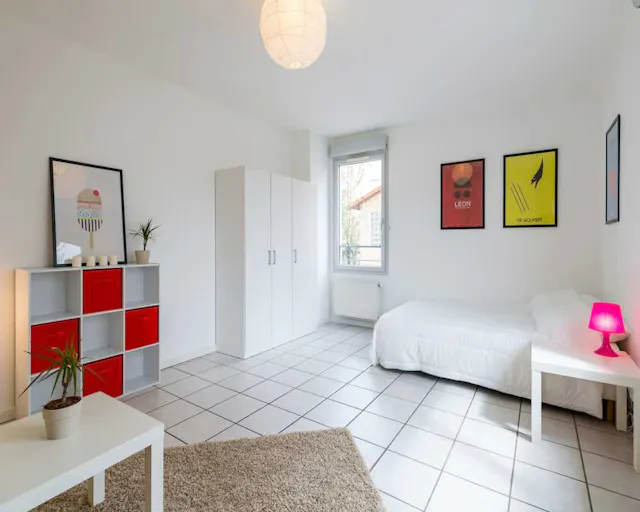 Private room in Avenue Debourg, Lyon (1459888) room image 1
