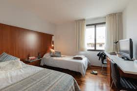 Gedeelde kamer te huur voor € 614 per maand in Pamplona, Calle de Iturrama