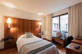 Спільна кімната за оренду для 899 EUR на місяць у Pamplona, Calle de Iturrama