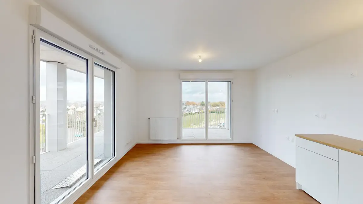 2-Bedroom Apartment in Rue de Châteaugiron, Rennes (1460073) ROOM