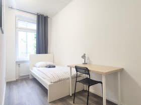 私人房间 正在以 €350 的月租出租，其位于 Dortmund, Bleichmärsch