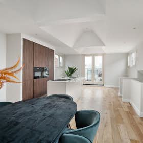 Apartment for rent for €1,995 per month in Rotterdam, Claes de Vrieselaan