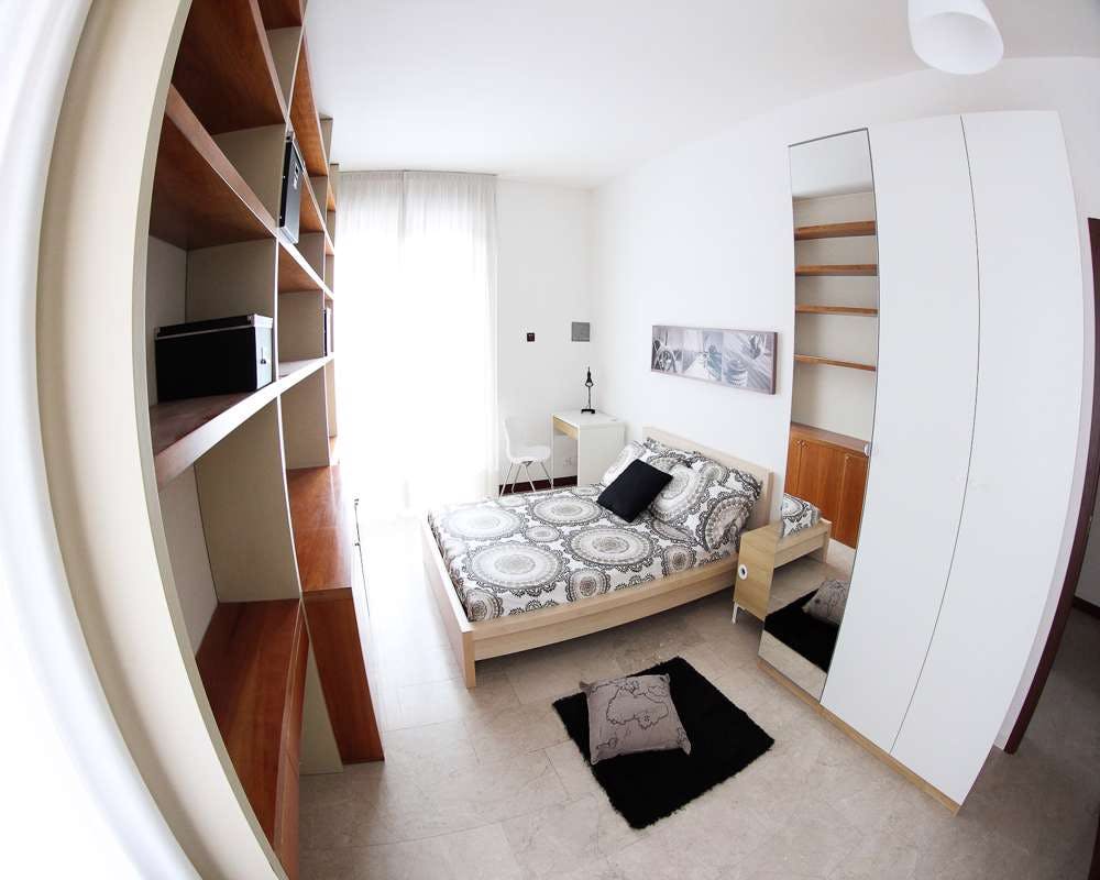 Via Angelo De Vincenti, Milan