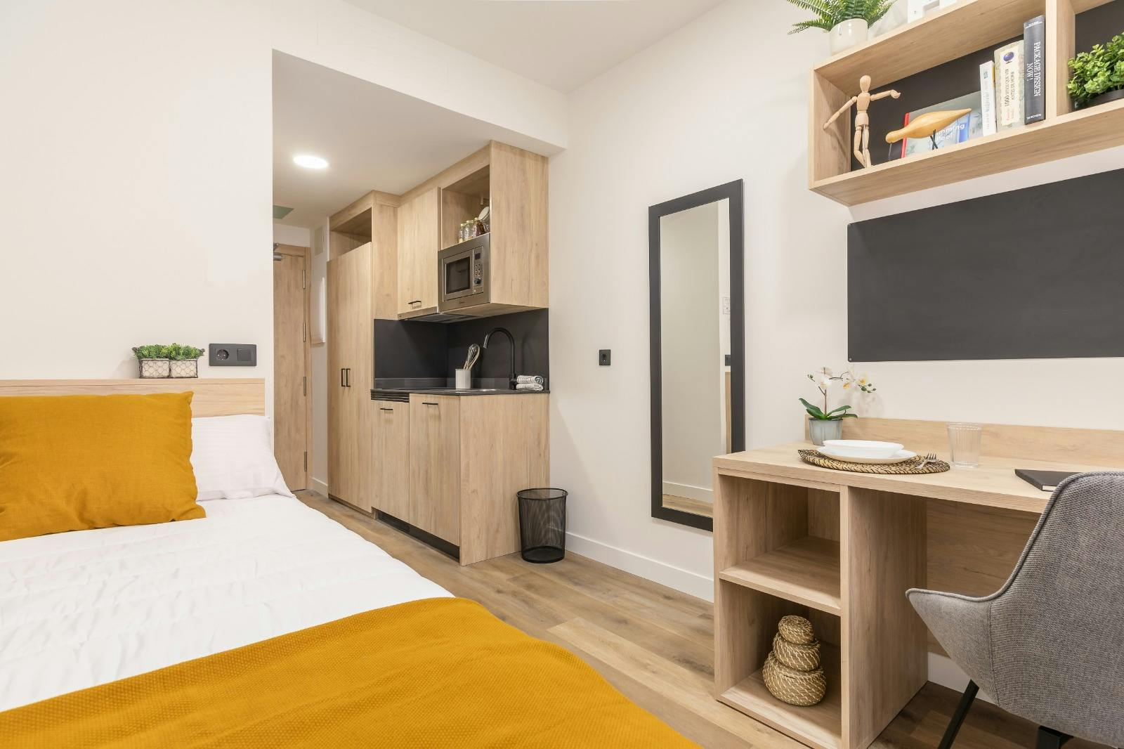 Studio for rent for €1,027 per month in Madrid, Calle de Francisco Sancha