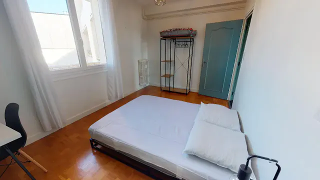 Private room in Boulevard Lafayette, Clermont-Ferrand (1460616) room image 1