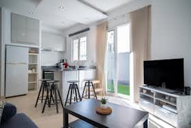 Appartement te huur voor € 1.300 per maand in Nice, Rue Les Marguerites