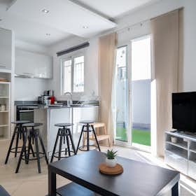 Wohnung zu mieten für 1.300 € pro Monat in Nice, Rue Les Marguerites