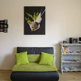 Wohnung zu mieten für 1.490 € pro Monat in Köln, Gladbacher Straße