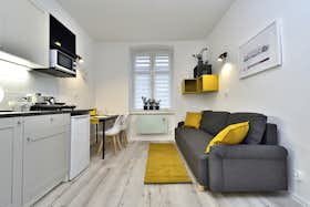 单间公寓 正在以 PLN 1,500 的月租出租，其位于 Łódź, ulica Nawrot