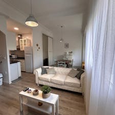 Apartment for rent for €1,800 per month in Valencia, Carrer de l'Arxiduc Carles