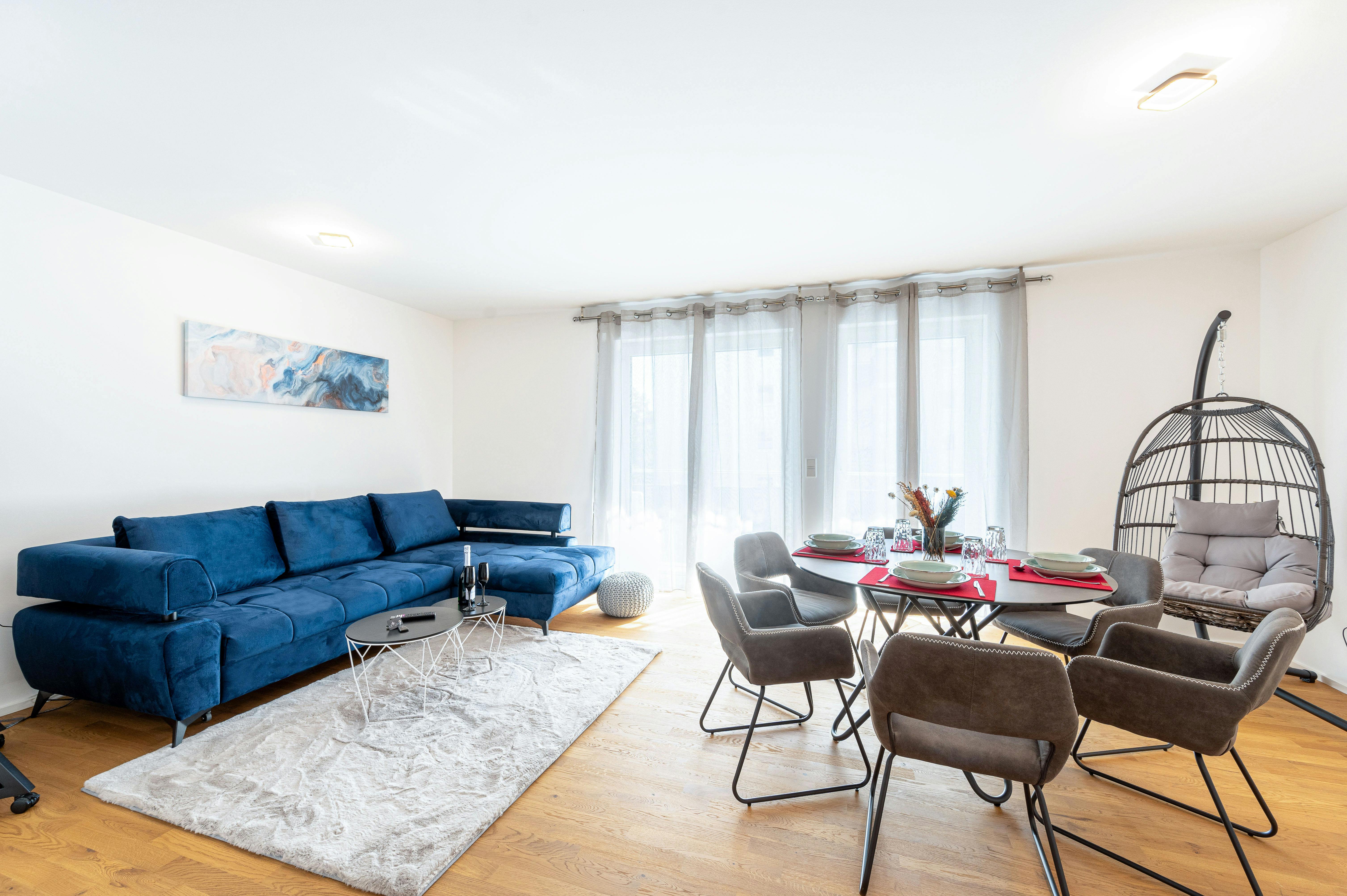 Apartment for rent for €3,699 per month in Ludwigshafen am Rhein, Orffstraße