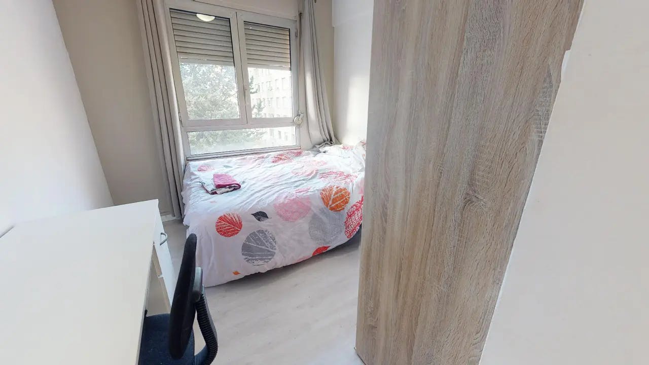 Avenue Maréchal Lyautey, Dijon 2-Dijon-ROOM-1