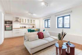 Appartement te huur voor € 1.650 per maand in Brussels, Rue de l'Enseignement