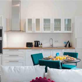 Apartament de închiriat pentru 1.650 EUR pe lună în Brussels, Rue de l'Enseignement