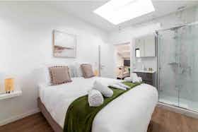 Квартира за оренду для 1 700 EUR на місяць у Brussels, Rue de l'Enseignement