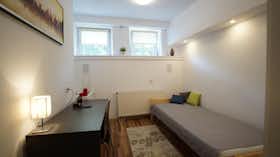 Privé kamer te huur voor € 153 per maand in Łódź, ulica Tarninowa