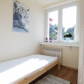 Отдельная комната сдается в аренду за 700 PLN в месяц в Łódź, ulica Tarninowa