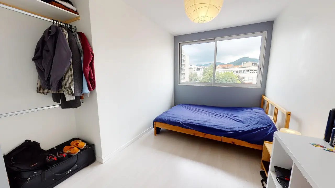 Private room in Rue Philippe Lebon, Clermont-Ferrand (1461314) room image 1