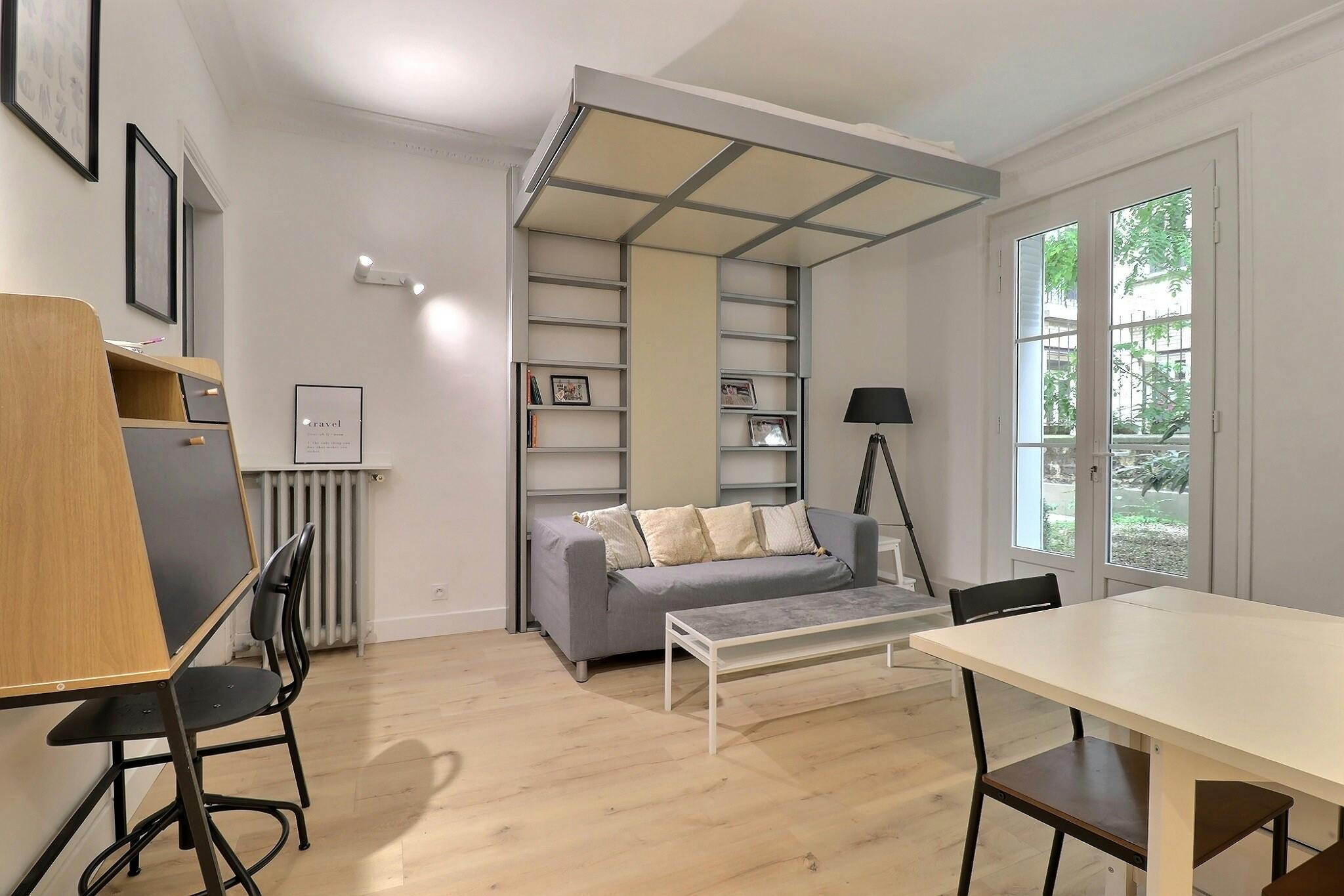 Студія за оренду для 1 297 EUR на місяць у Paris, Rue Vauvenargues