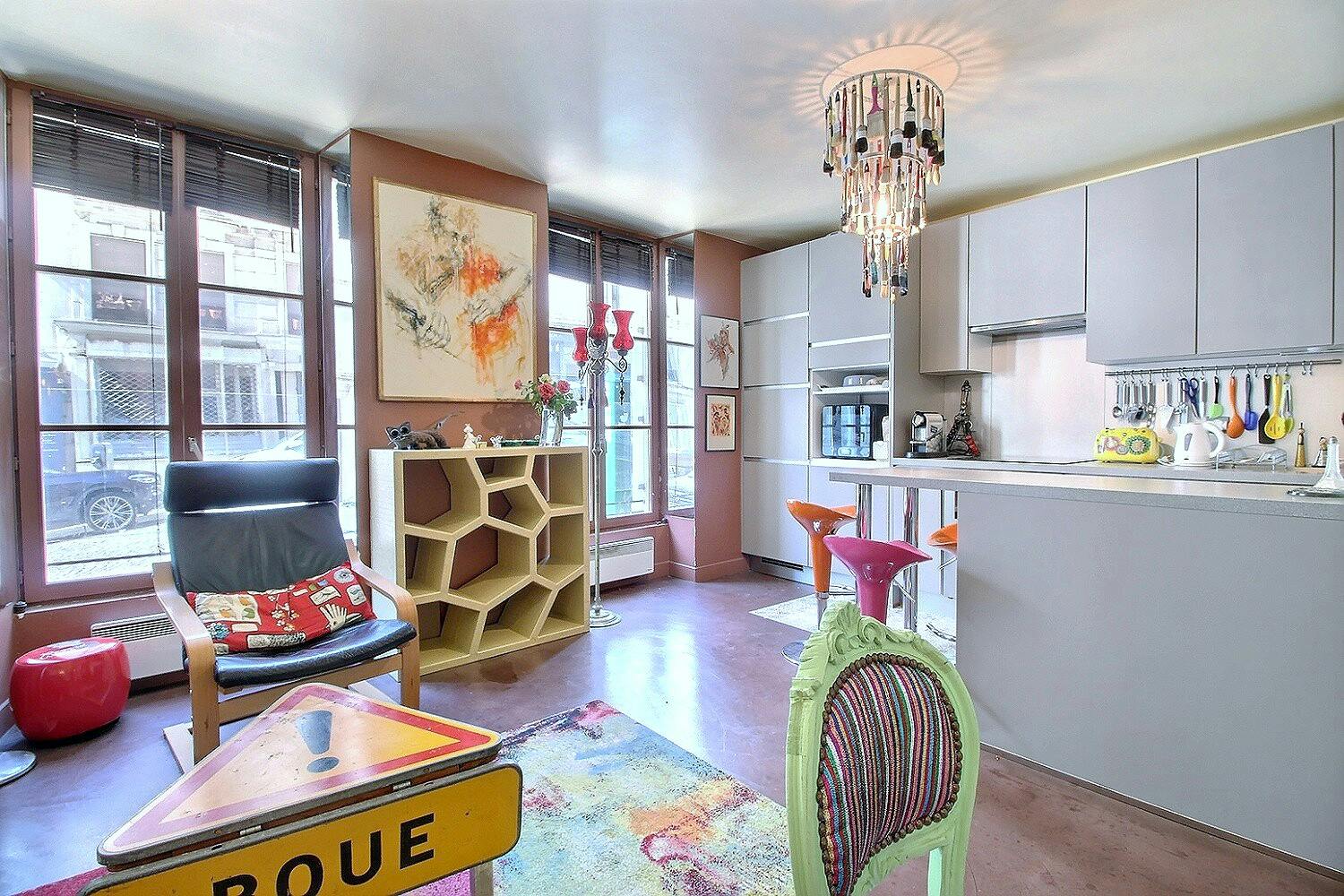 Rue Ravignan, Paris preview