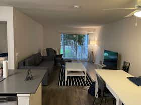 公寓 正在以 $2,714 的月租出租，其位于 Mountain View, W Middlefield Rd