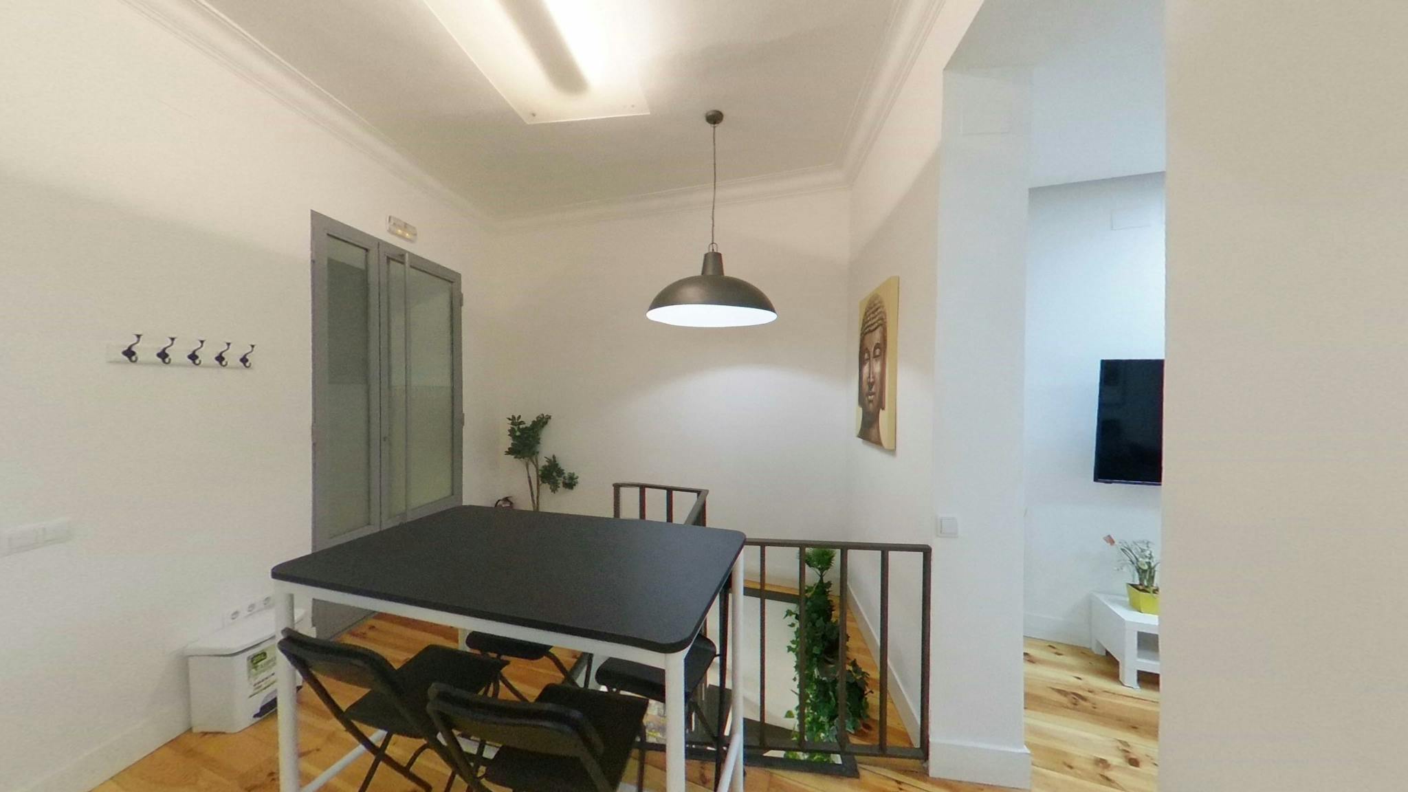 Calle de Mira El Sol, Madrid preview