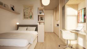 单间公寓 正在以 CHF 2,410 的月租出租，其位于 Cham, Lorzenparkstrasse